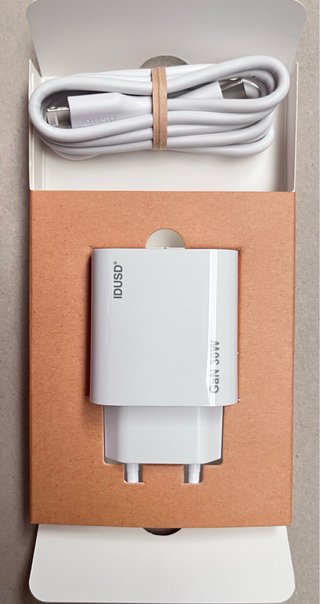 Cargador IDUSD GaN 30W USB-C a Lightning