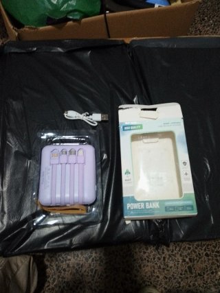Batería Externa Portátil Morada