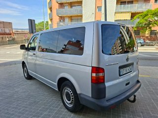 Volkswagen Transporter T5 2009