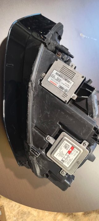 Faro Audi A4 Derecho Restyling 8K0941006C