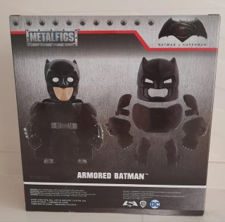 Metalfig Batman V Superman Armored Batman