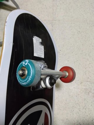Skate - Monopatín