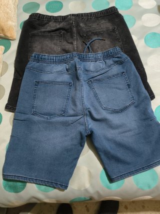 Bermudas vaqueras negras y azul