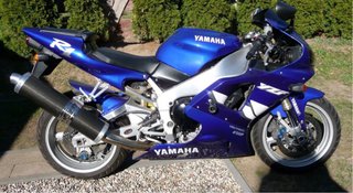 Yamaha YZF R1 (1999)