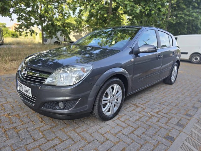 Opel Astra 2009
