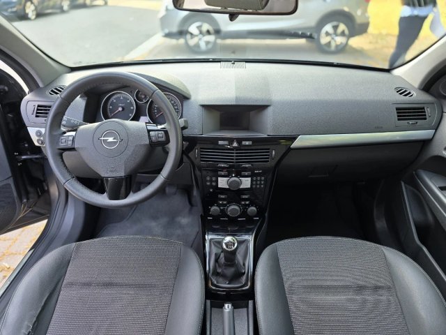 Opel Astra 2009