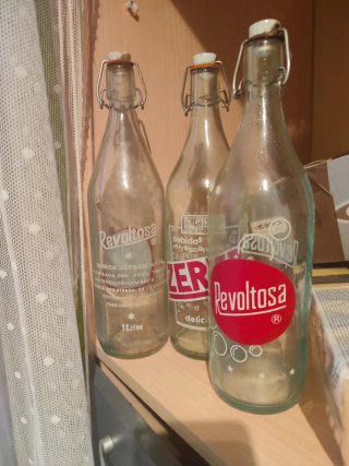 3 Bottiglie Antiche Revoltosa da 1 Litro