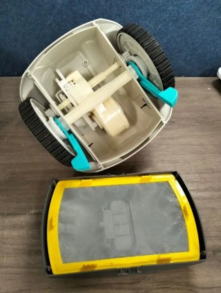 Robot limpiafondos Intex ZX50 con manguera