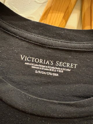 Camiseta Victoria's Secret Negra Talla S