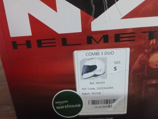 Casco de moto blanco