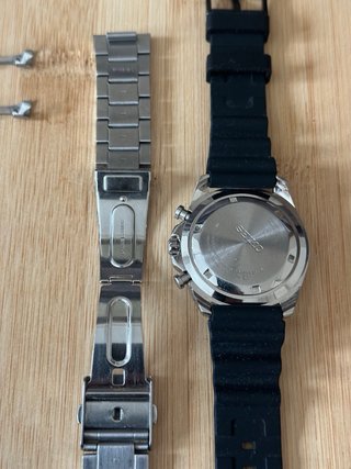 Reloj Seiko Cronógrafo Negro y Plateado