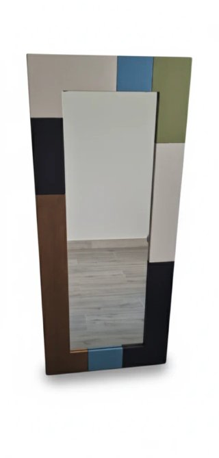 Espejo de madera con diseño patchwork