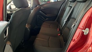 Mazda 3 2.0 SKYACTIV-G ZENITH 120 5P
