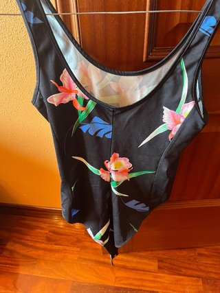 Top Levi's floral negro multicolor