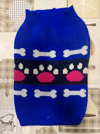 Ropa para perro de largo mide unos 39 cm