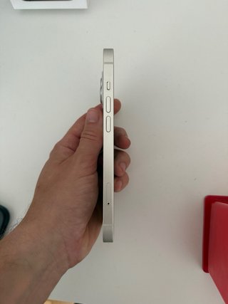 iPhone 14 128GB Blanco — 87% batería