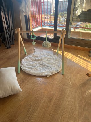 Parque de juegos para bebé de madera