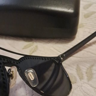 Gafas Versace con cristales plateados