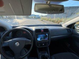 Volkswagen Golf 2003