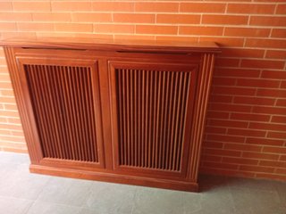 Cubre radiador de madera