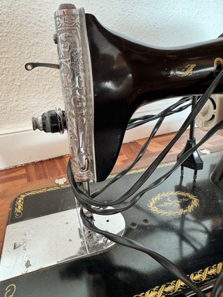 Máquina de coser Alfa clásica
