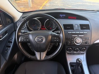 Mazda 3 1.6 Gasolina. Pintado. Garantia. Gestoria.