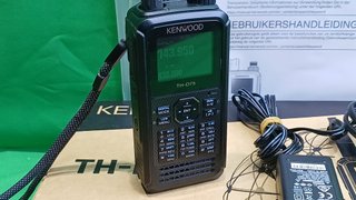 Walkie Talkie Kenwood TH-D75