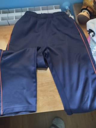 3 Pantalones chándal Nova Hispalis
