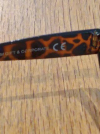 Gafas de sol mujer impecables