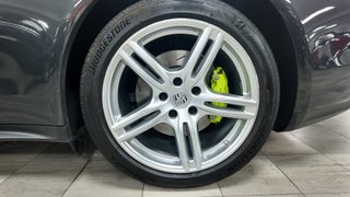 PORSCHE Panamera 4 EHybrid