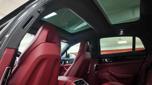 PORSCHE Panamera 4 EHybrid
