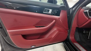 PORSCHE Panamera 4 EHybrid