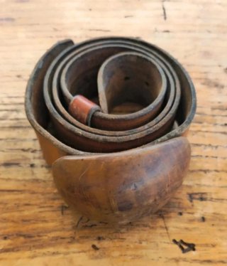 Cinturon vintage cuero y madera