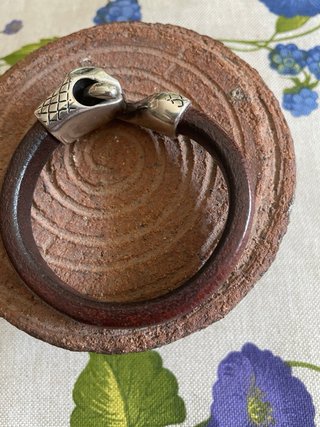 Pulsera Cuero Marrón Cierre Serpiente