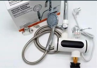 Rubinetto Elettrico Riscaldante con Doccetta