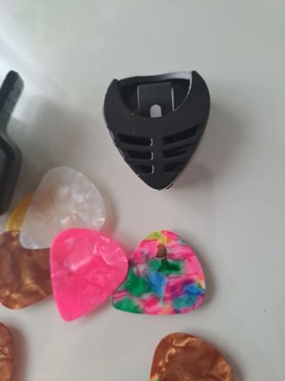 Púas, Porta Púas y Afinador Guitarra