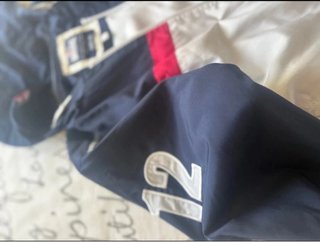 Cortavientos Lonsdale azul y blanco