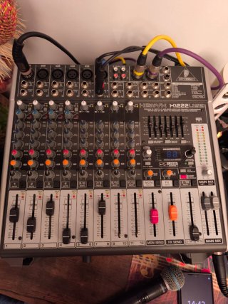 EQUIPO DE MÚSICA