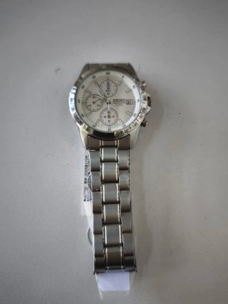 Reloj Seiko Cronógrafo Plata y Blanco SBTQ039