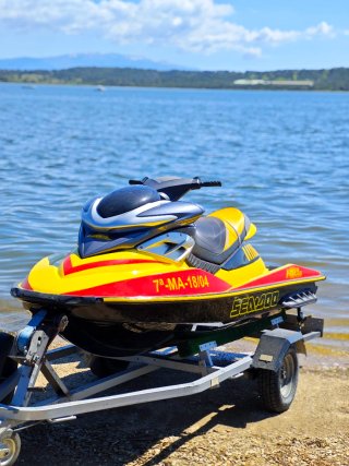 Moto de agua Sea-Doo rxt 215