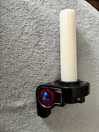 Acelerador rápido moto
