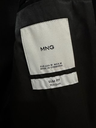 Abrigo Negro Mango Talla M