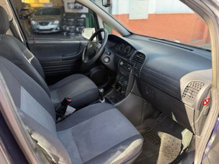 Opel Zafira 2003