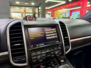 Porsche CAYENNE GTS 441cv Sport Chrono