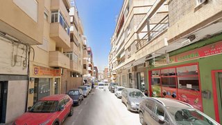 Local comercial en venta en Zona Hispanidad-Vivar Téllez en Vélez-Málaga