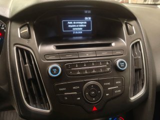 Ford Focus IMPECABLE AUTOMÁTICO 2017