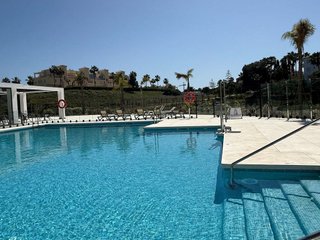 Piso en alquiler en Calaburra - Chaparral en Mijas