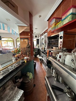 Bar en venta en Vista Alegre en Madrid
