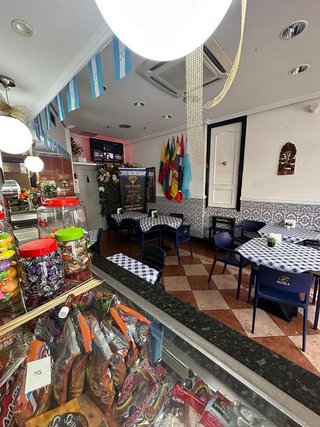 Bar en venta en Vista Alegre en Madrid