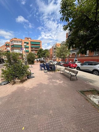 Bar en venta en Vista Alegre en Madrid